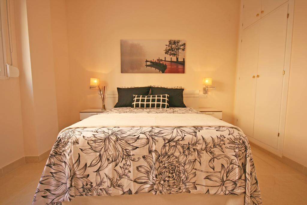 Apartamento Zamarrilla Málaga Exterior foto