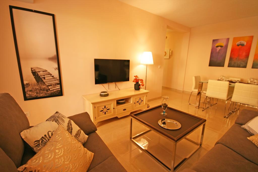 Apartamento Zamarrilla Málaga Exterior foto
